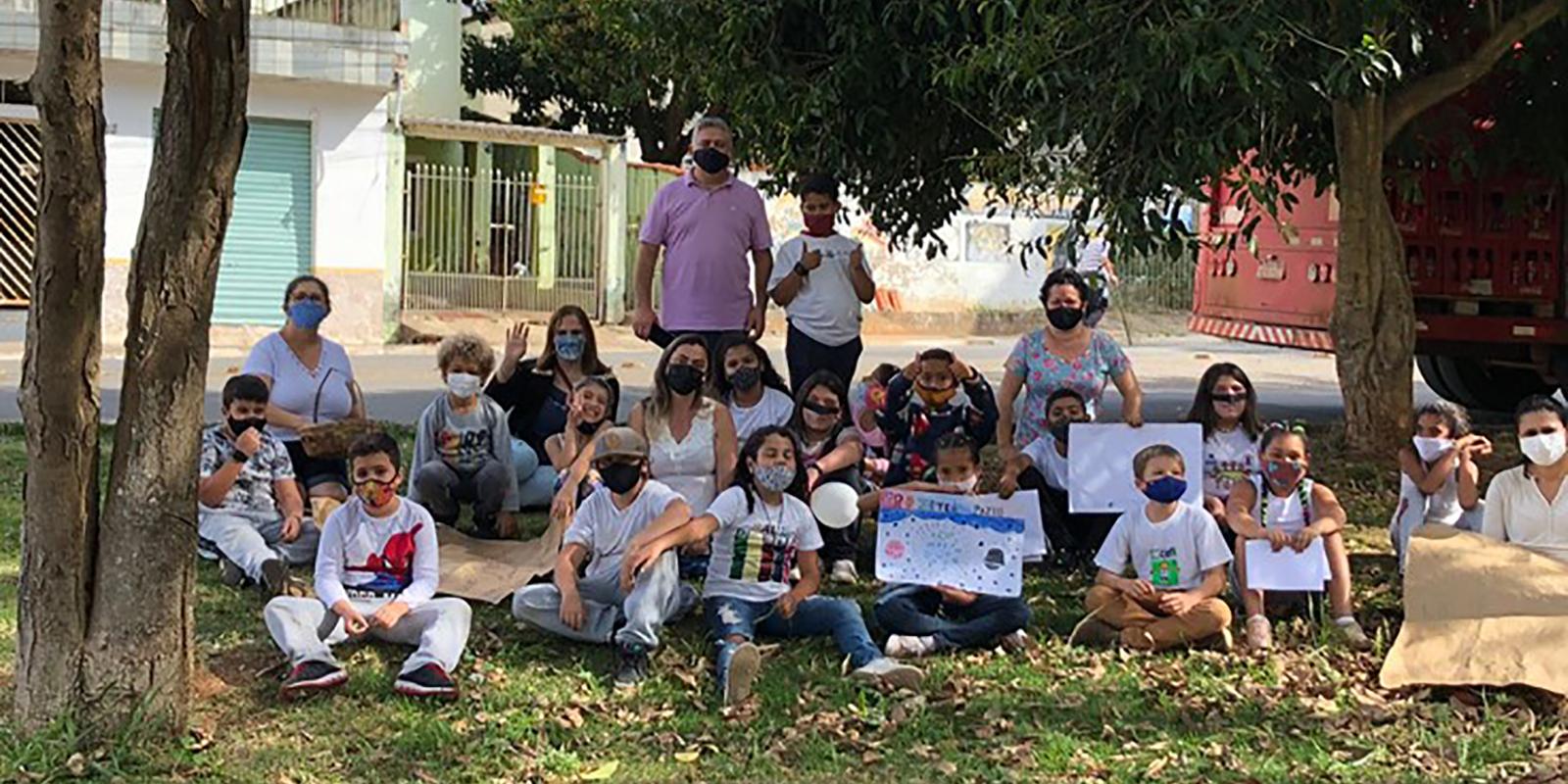 Alunos do Programa Residência Pedagógica realizam Passeio Pedagógico pela Paz