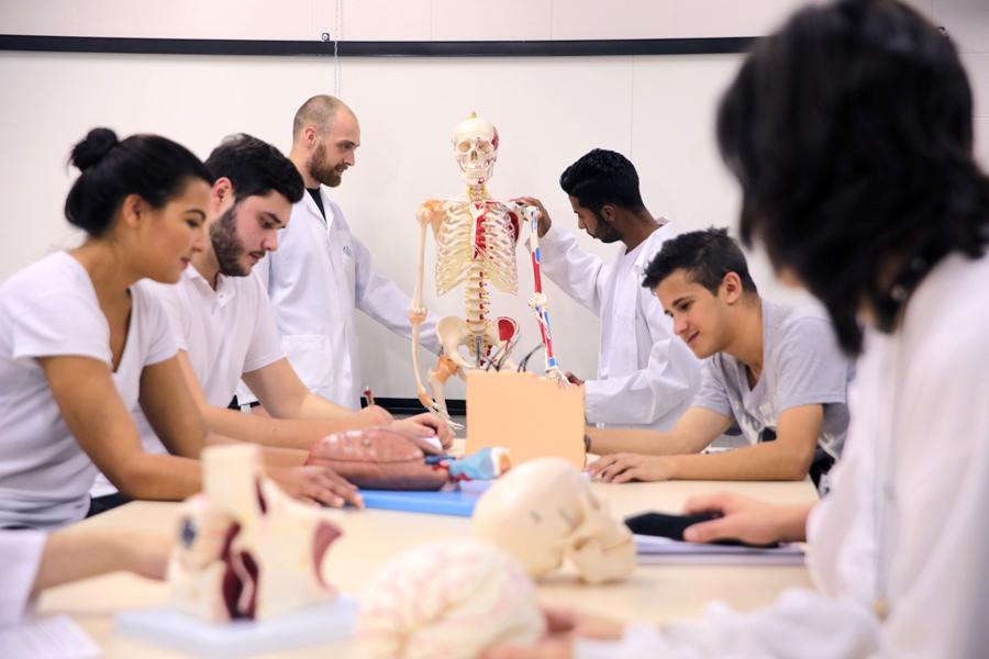 MEC autoriza lançamento do curso de Enfermagem da UNIFAAT