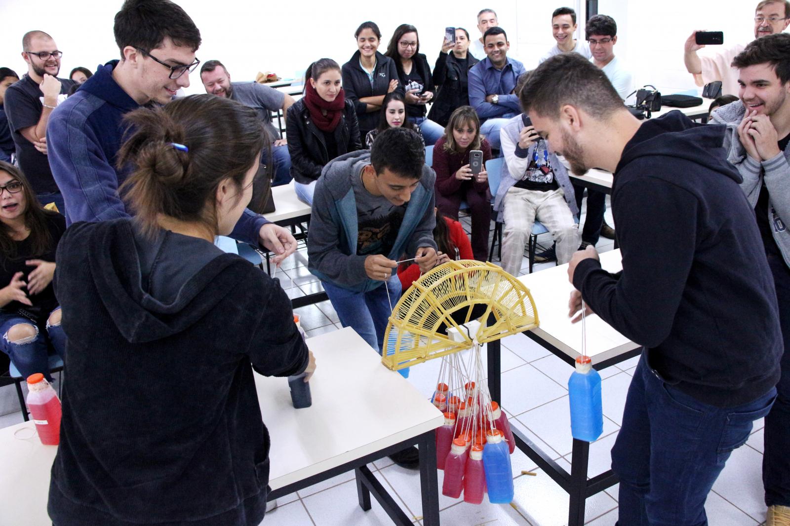 UNIFAAT realiza I Concurso de Ponte de Macarrão do curso de Arquitetura e Urbanismo