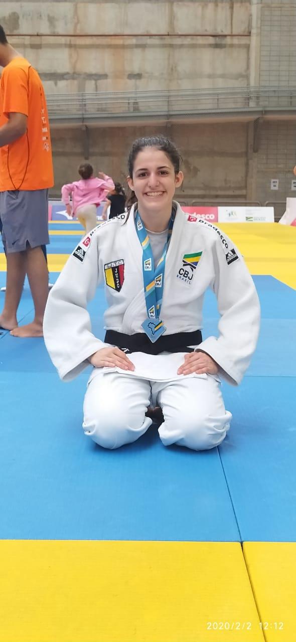 Judocas atibaienses conquistam grandes resultados no Meeting Nacional da Base