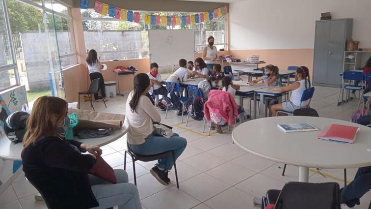 Alunos do Programa Residência Pedagógica realizam Passeio Pedagógico pela Paz